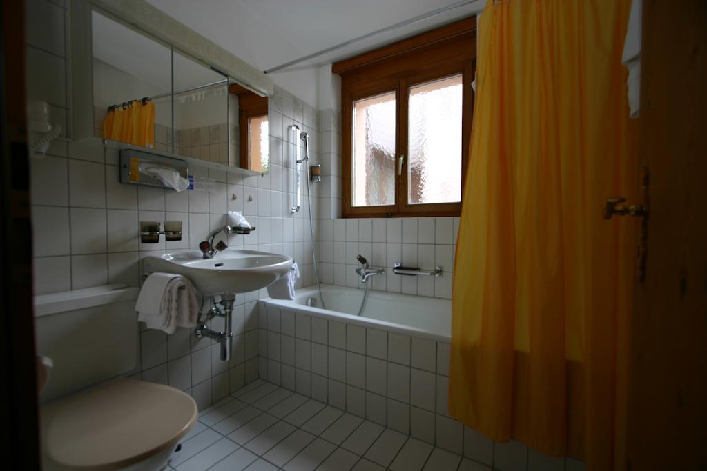 Hotel Poestli マローヤ 部屋 写真