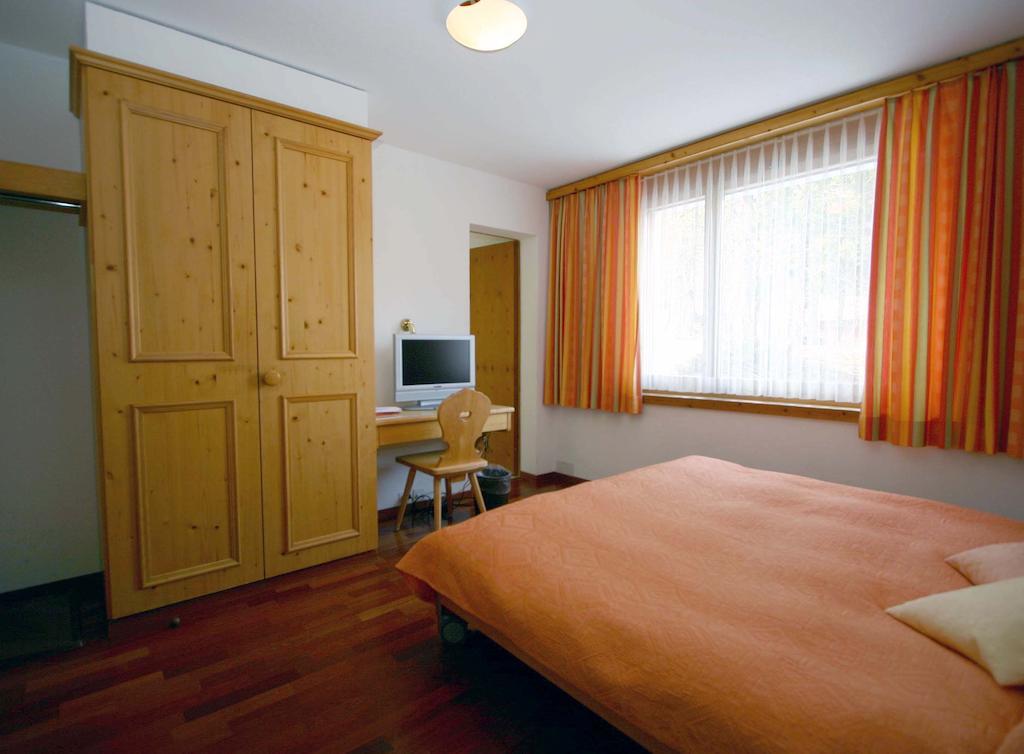 Hotel Poestli マローヤ 部屋 写真
