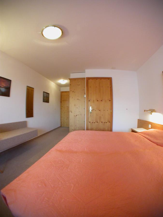 Hotel Poestli マローヤ エクステリア 写真