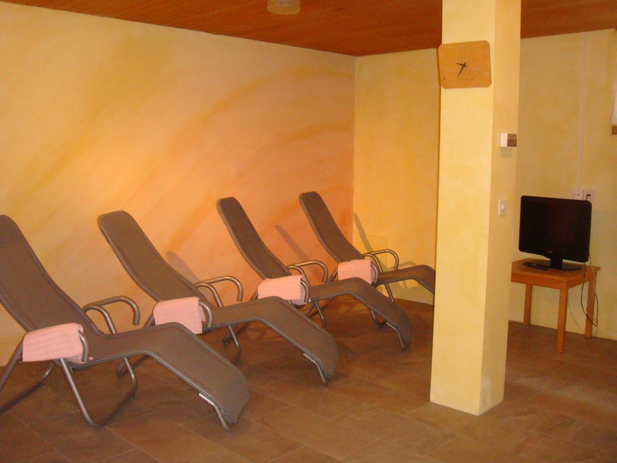 Hotel Poestli マローヤ エクステリア 写真